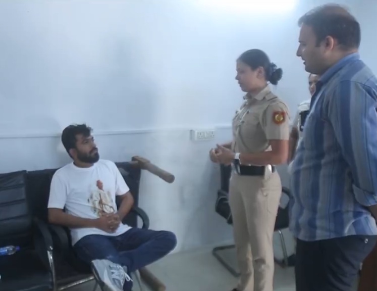 दीपके को संवेदनशीलता के साथ दी गई थी दादी के निधन की खबर, हर संभव मदद का दिया गया प्रस्ताव: दिल्ली पुलिस