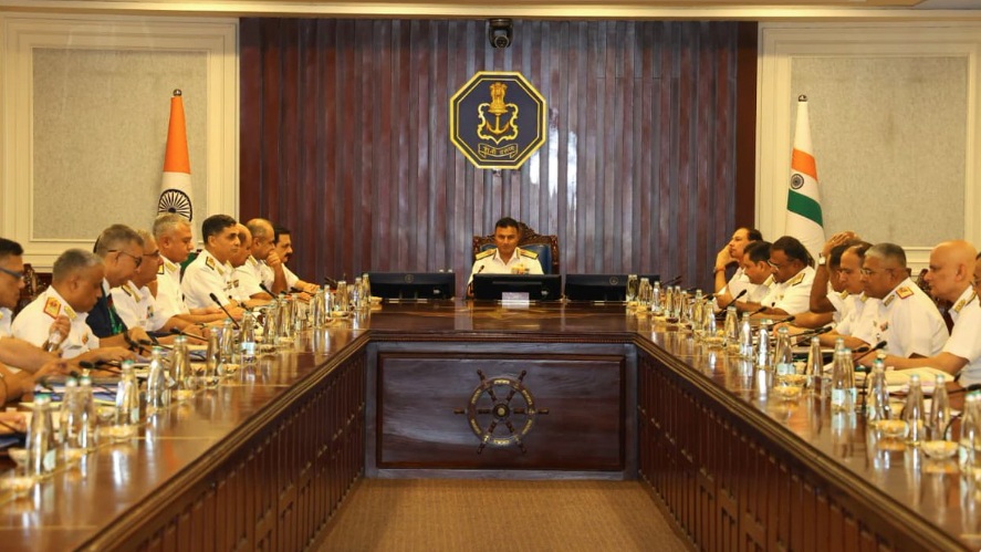 नौसेना सम्मेलन: समुद्री युद्ध के बदलते स्वरूप के बीच तकनीक, डेटा साझा करने और तीनों सेनाओं के एकीकरण पर जोर