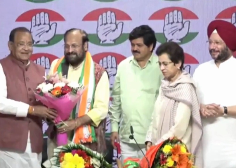 जुबिन नौटियाल के पिता रामशरण नौटियाल की कांग्रेस में वापसी, भाजपा पर कुमारी शैलजा का हमला